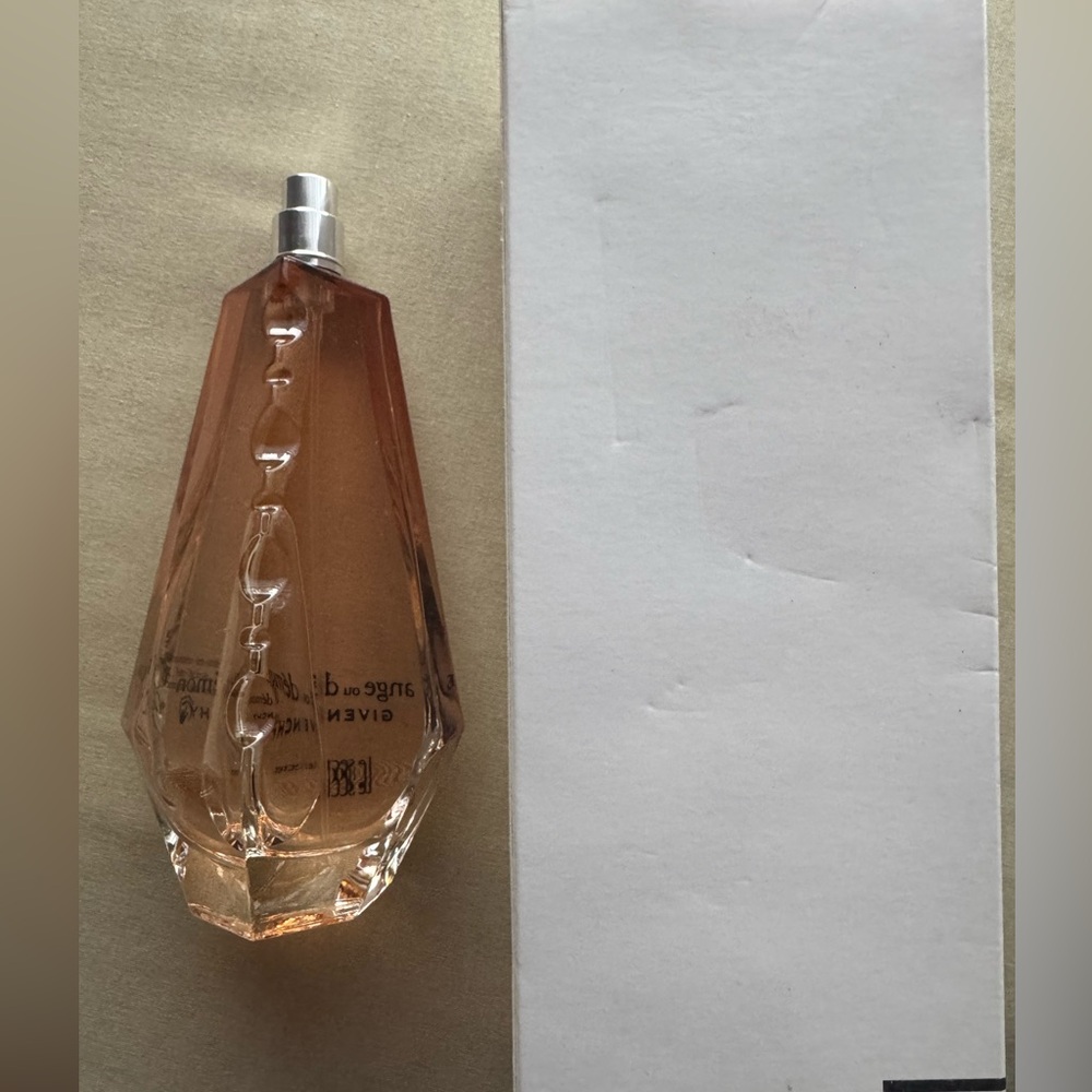Givenchy Ange Ou Demon Le Secret Perfume in Pink and White - Picture 5 of 7